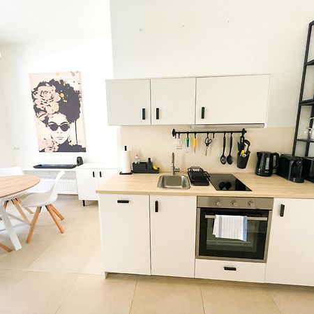 Contactless Self-Check-In - Stayhere Central City Suite 1 Graz Zewnętrze zdjęcie