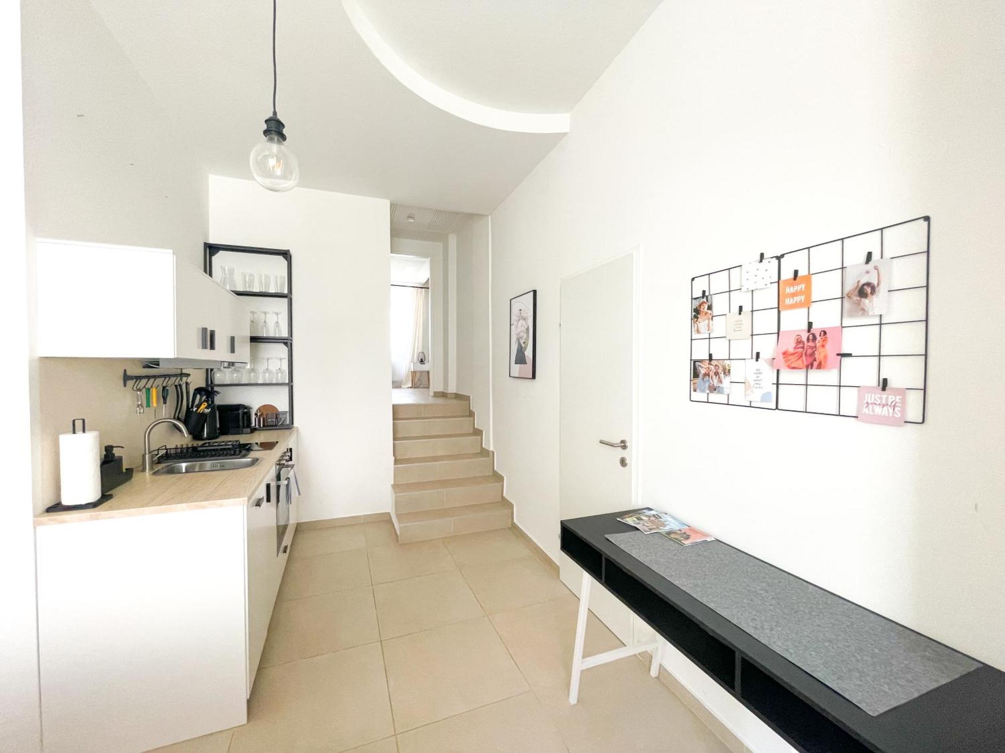 Contactless Self-Check-In - Stayhere Central City Suite 1 Graz Zewnętrze zdjęcie