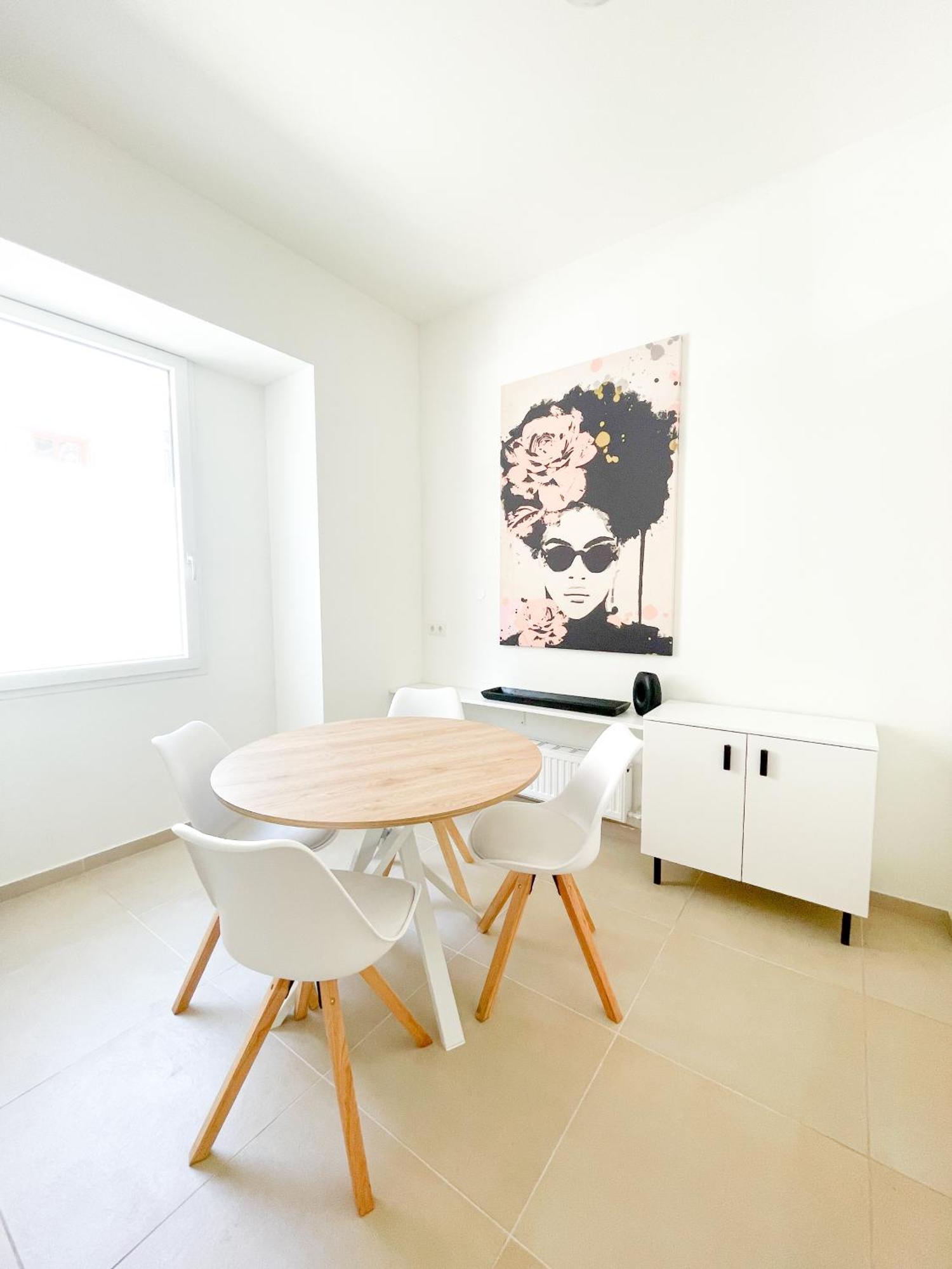 Contactless Self-Check-In - Stayhere Central City Suite 1 Graz Zewnętrze zdjęcie
