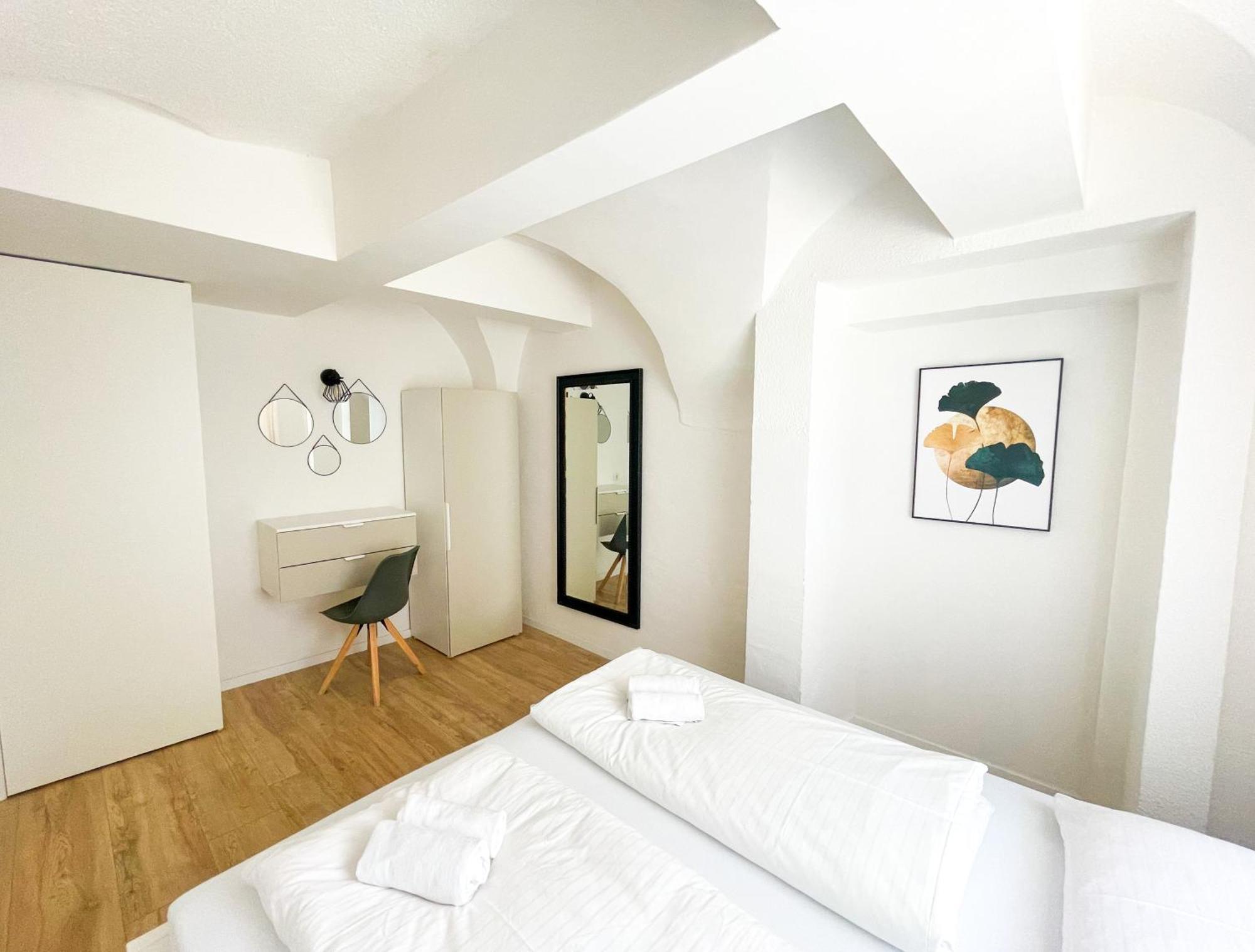 Contactless Self-Check-In - Stayhere Central City Suite 1 Graz Zewnętrze zdjęcie