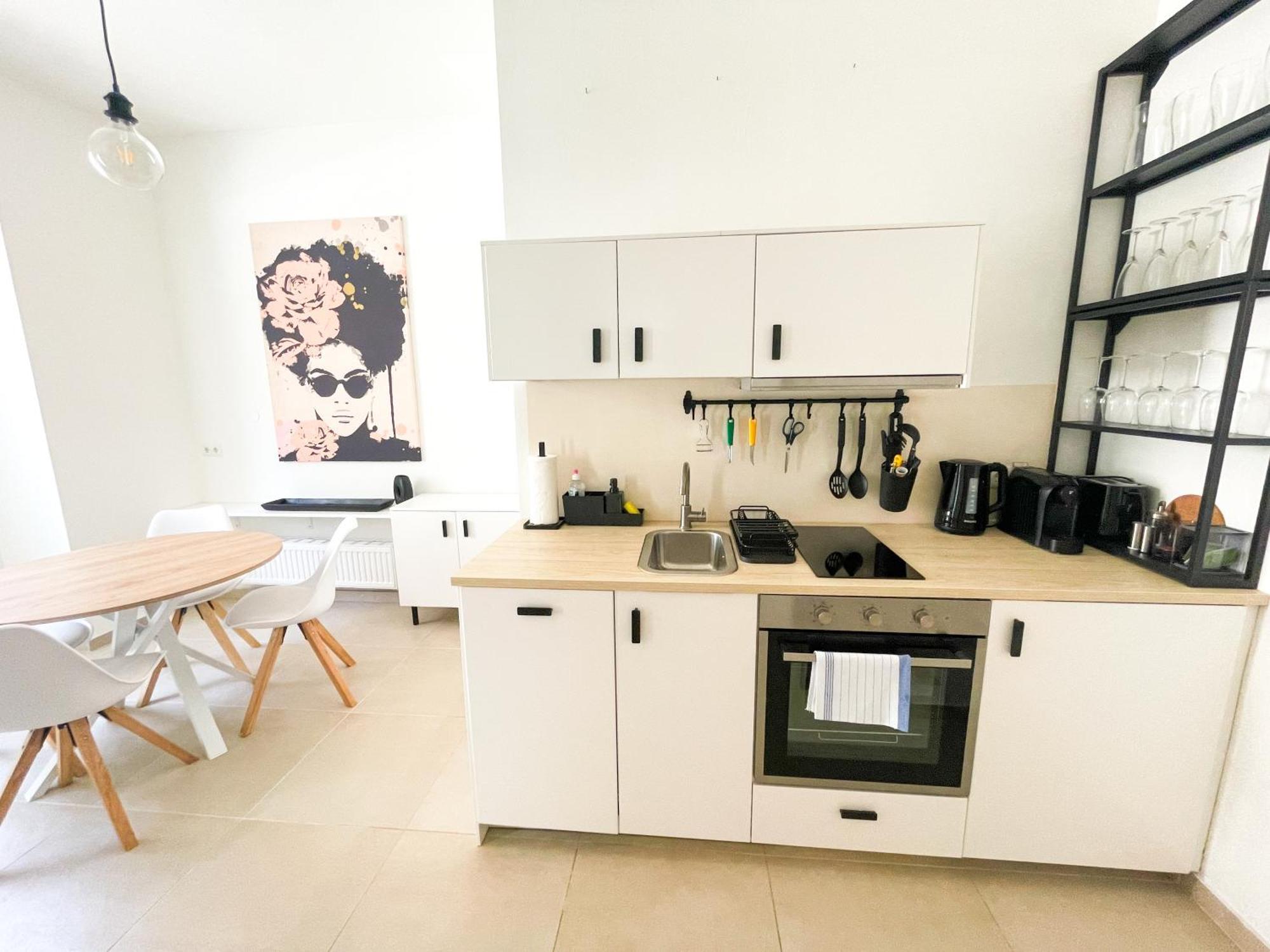 Contactless Self-Check-In - Stayhere Central City Suite 1 Graz Zewnętrze zdjęcie